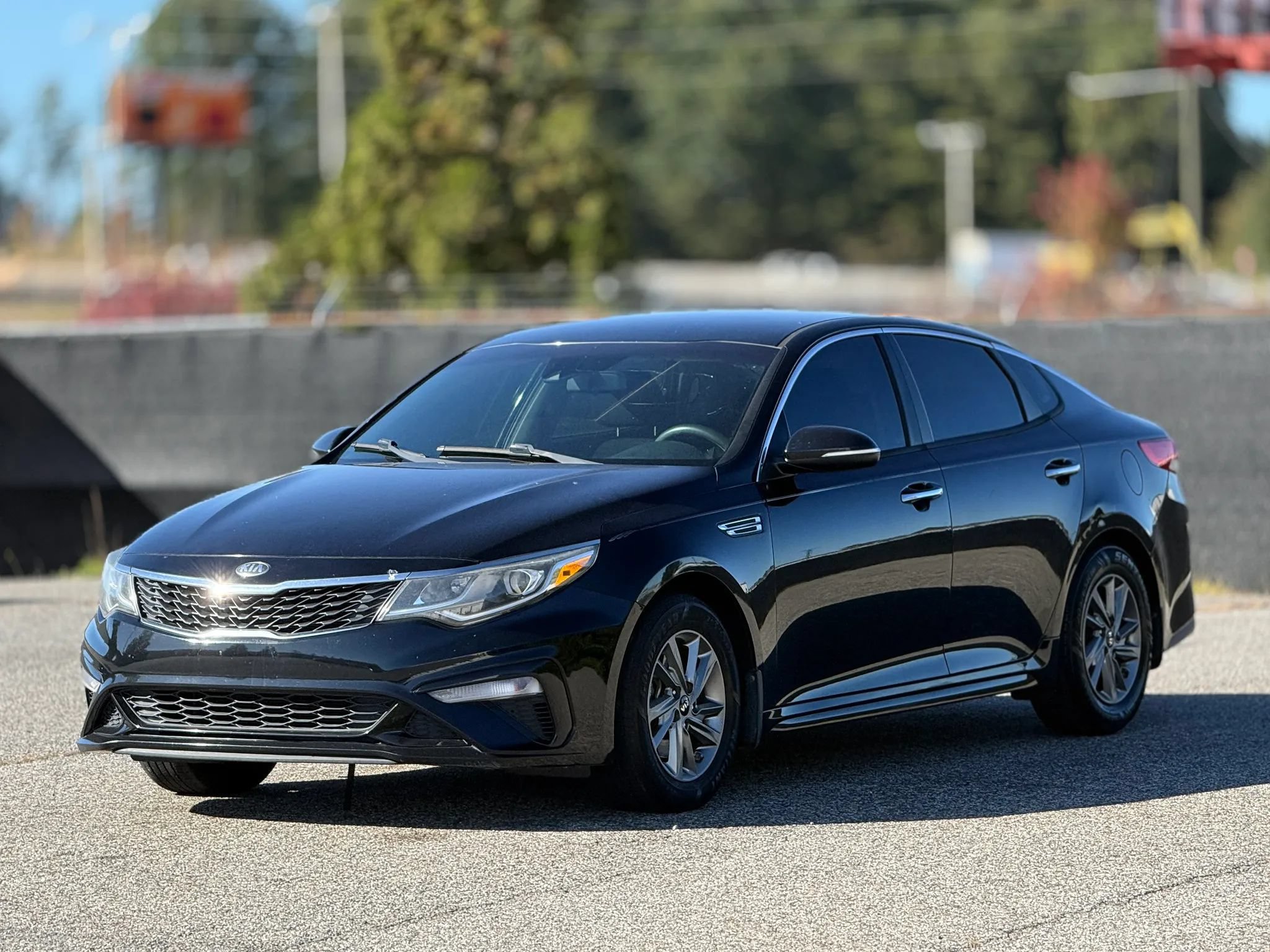 Used 2019 Kia Optima LX FWD image 6
