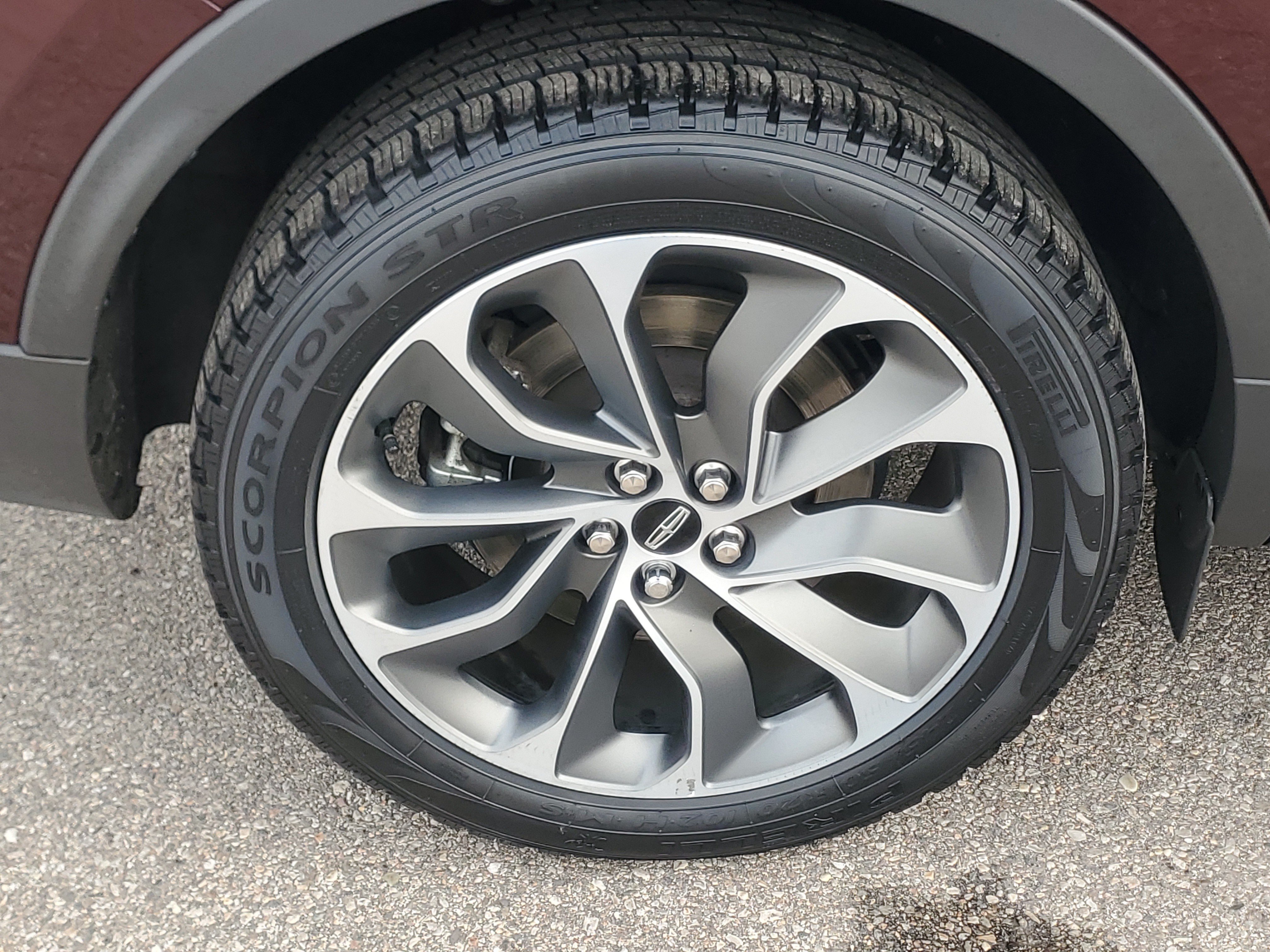 Used 2023 Lincoln Nautilus Reserve AWD/4WD image 7