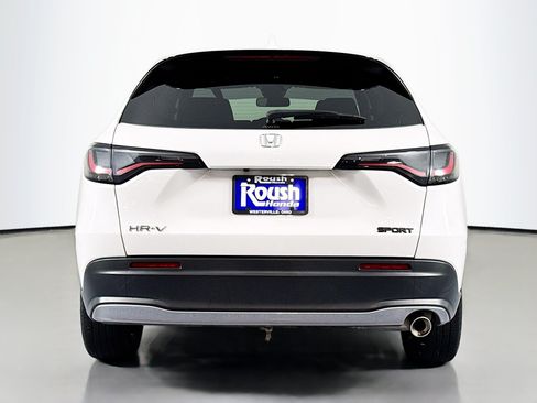 Certified 2023 Honda HR-V Sport image 6