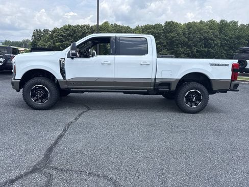 New 2026 Ford F250 King Ranch w/ Tremor Off-Road Package AWD/4WD image 4