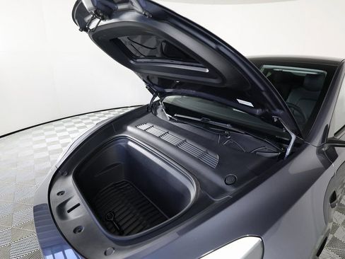 Used 2023 Tesla Model Y Long Range image 39