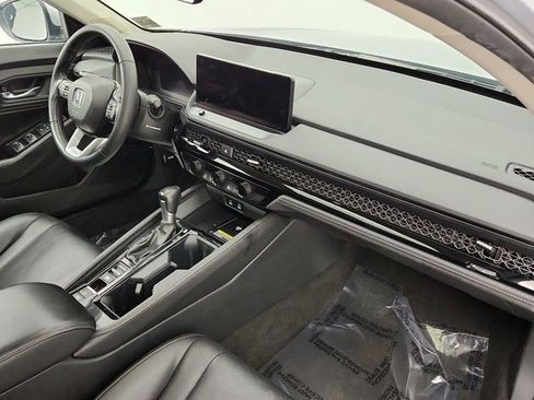 Used 2023 Honda Accord Touring image 25