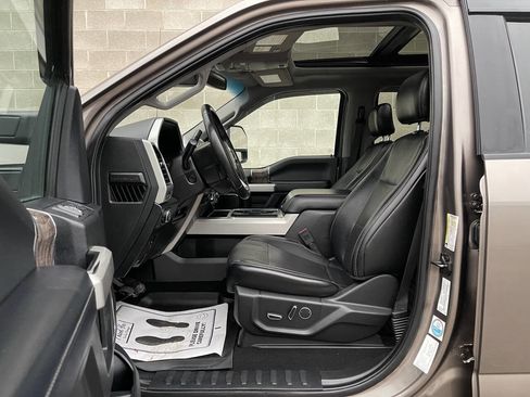 Used 2019 Ford F350 Lariat w/ Lariat Ultimate Package image 17