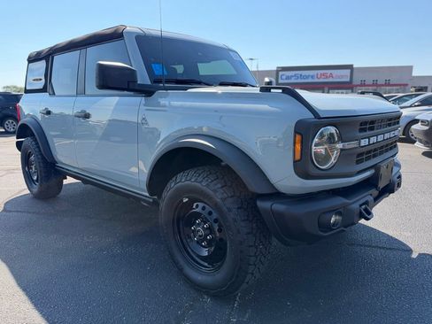 Used 2023 Ford Bronco Black Diamond AWD/4WD image 1