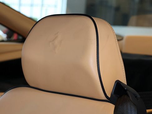 Used 2000 Ferrari 550 Maranello Coupe RWD image 81