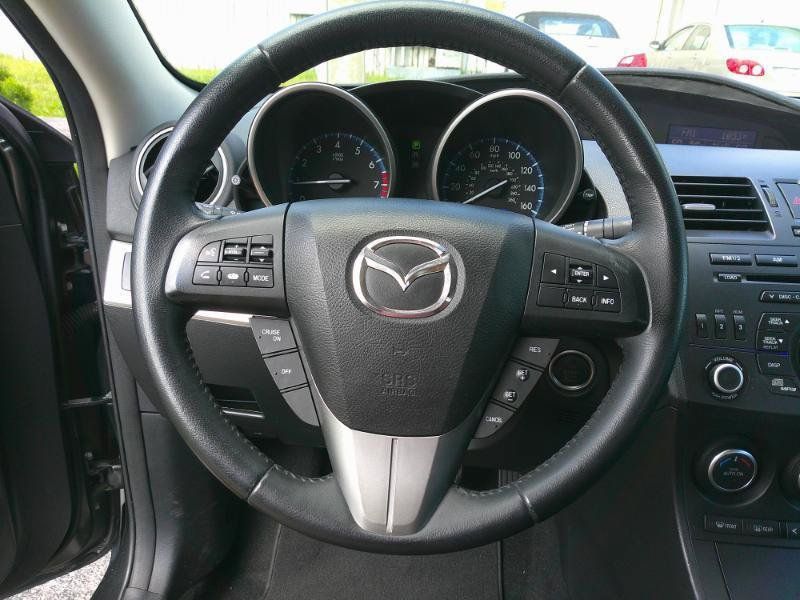 Used 2013 MAZDA MAZDA3 i Touring FWD image 13