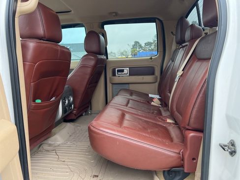 Used 2013 Ford F150 King Ranch w/ King Ranch Chrome Pkg image 6