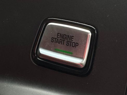 Used 2016 Chevrolet Corvette Z06 w/ 3LZ Preferred Equipment Group image 44