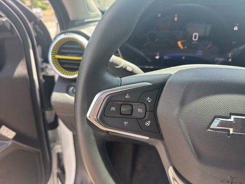 Used 2025 Chevrolet Trax ACTIV w/ Driver Confidence Package FWD image 16