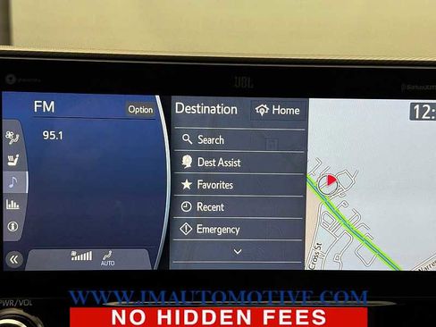 Used 2021 Toyota Highlander Platinum image 26