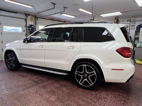 Used 2018 Mercedes-Benz GLS 550 4MATIC image 2