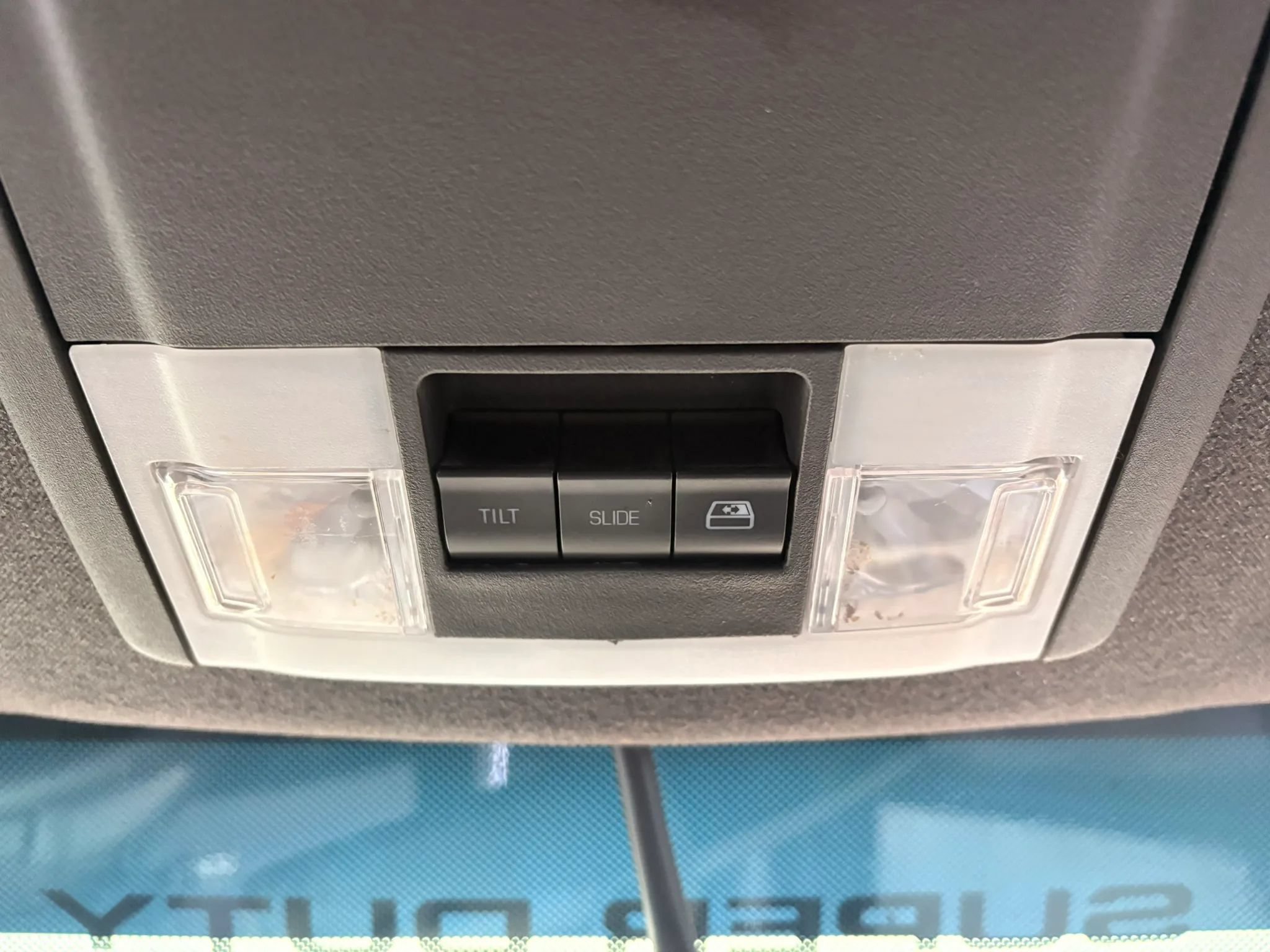 Used 2015 Ford F250 Lariat w/ Lariat Ultimate Package AWD/4WD image 25