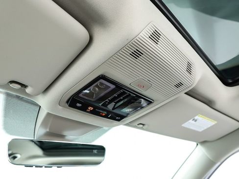 New 2026 Volkswagen Atlas SE FWD image 64