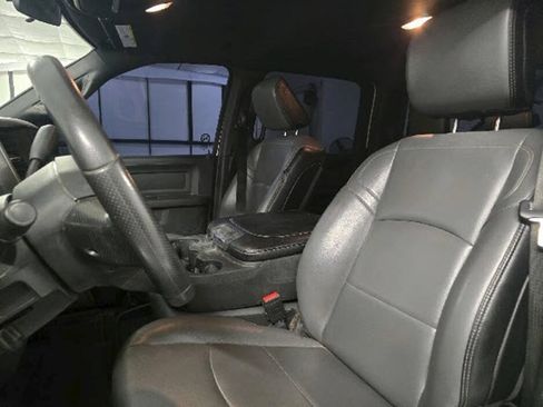 Used 2024 RAM 2500 Tradesman w/ Snow Chief Group AWD/4WD image 18