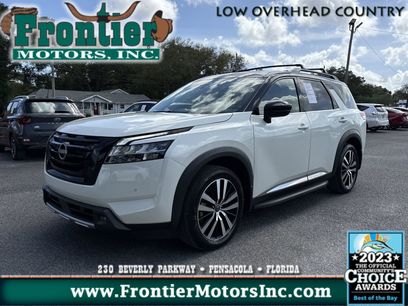 Used 2023 Nissan Pathfinder Platinum w/ Lighting Package (N93)