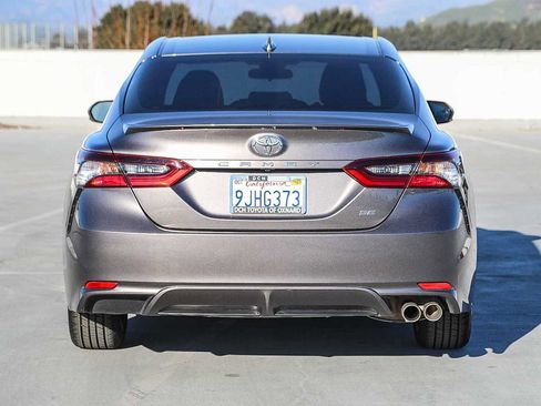 Used 2024 Toyota Camry SE image 6