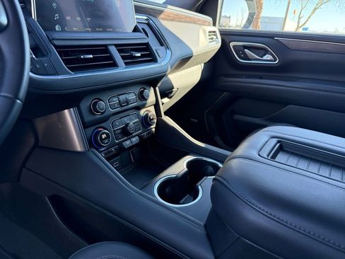 Used 2024 Chevrolet Tahoe LT image 13