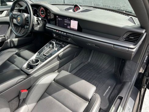 Certified 2021 Porsche 911 Carrera S RWD image 21