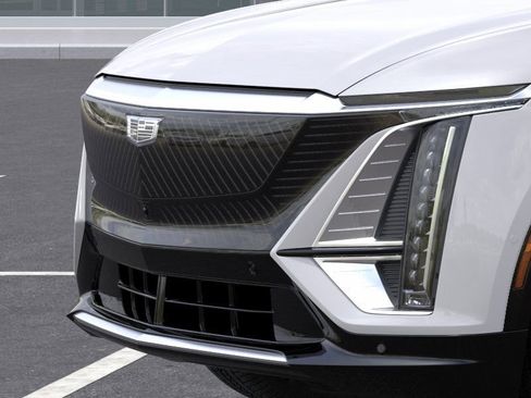 New 2025 Cadillac Lyriq Luxury image 13