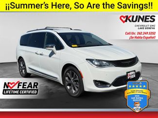Used 2018 Chrysler Pacifica Limited w/ Advanced Safetytec Group FWD video 1