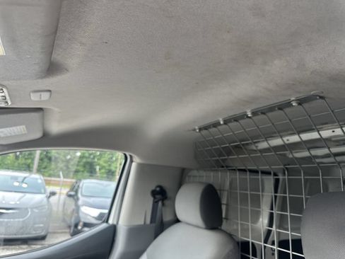 Used 2020 Nissan NV200 S FWD image 27