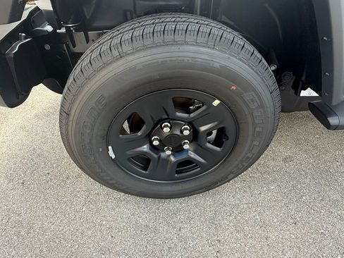 New 2026 Jeep Gladiator Sport image 33