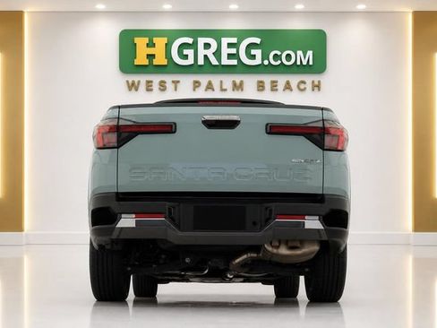 Used 2025 Hyundai Santa Cruz Limited AWD/4WD image 11