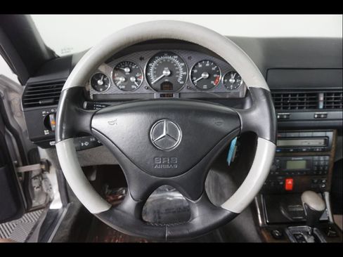 Used 2002 Mercedes-Benz SL 500 image 22