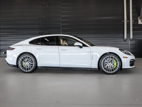 Certified 2023 Porsche Panamera 4 AWD/4WD image 11
