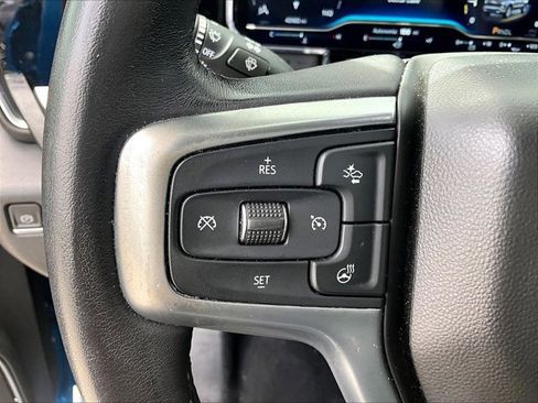Used 2022 Chevrolet Silverado 1500 LT w/ Leather Package RWD image 19