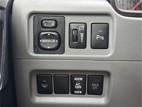 Used 2011 Toyota 4Runner SR5 w/ Convenience Pkg AWD/4WD image 26