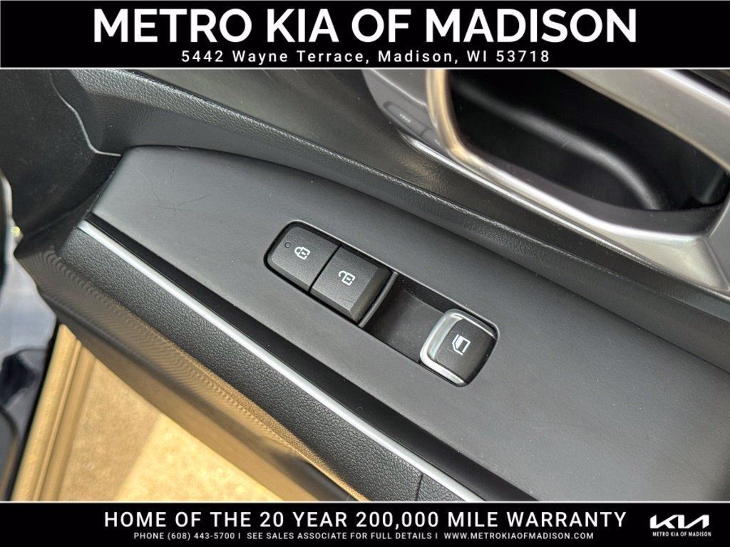 Used 2021 Kia Sorento S w/ Panoramic Sunroof Package AWD/4WD image 49