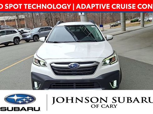 Used 2022 Subaru Outback Limited image 3