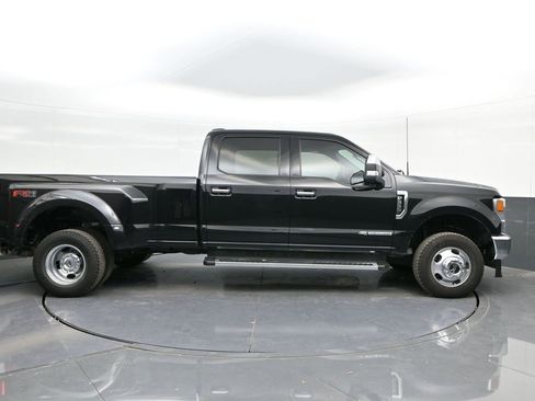 Used 2022 Ford F350 XLT w/ XLT Premium Package image 25