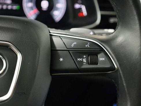 Used 2022 Audi Q8 Prestige w/ Prestige Package image 26