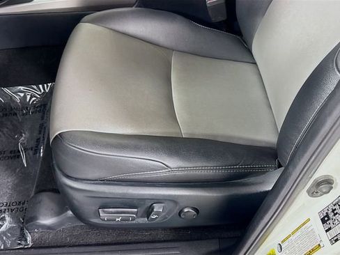 Certified 2023 Toyota 4Runner SR5 Premium w/ Moonroof Package image 19