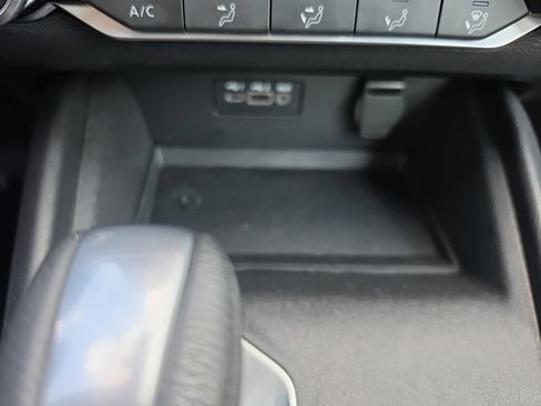 Used 2025 Nissan Altima 2.5 SV FWD image 28