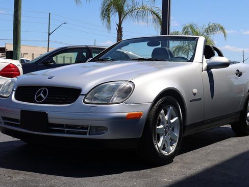 Used 1998 Mercedes-Benz SLK 230 image 2