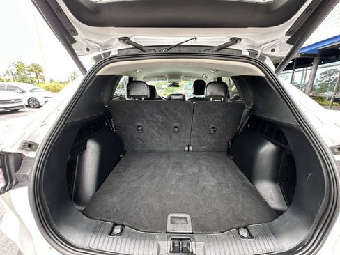 Used 2022 Ford Escape SEL image 36