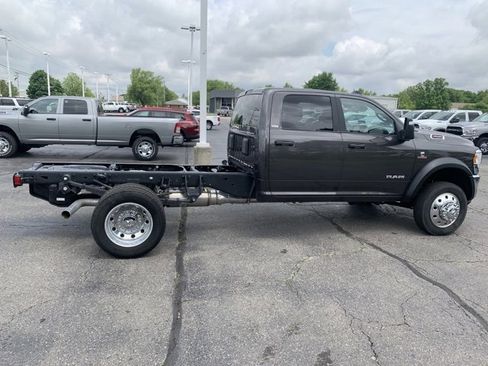 New 2024 RAM 4500 SLT w/ Quick Order Package 2YG SLT image 9