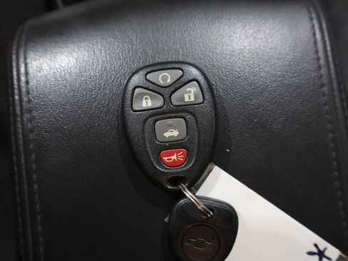 Used 2013 Chevrolet Impala LT w/ LT Sunroof Package FWD image 25
