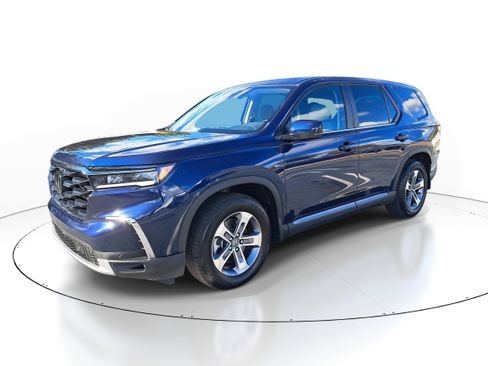 Certified 2025 Honda Pilot EX-L image 3