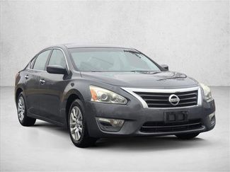 Used 2013 Nissan Altima 2.5 S video 3