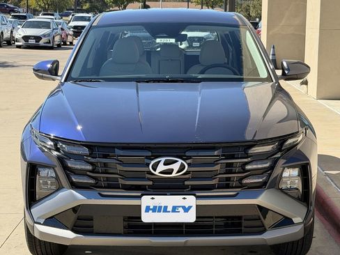 New 2026 Hyundai Tucson SE image 8