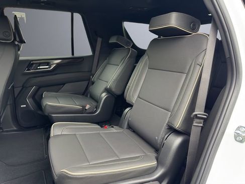 New 2026 GMC Yukon Elevation w/ Elevation Premium Package AWD/4WD image 23