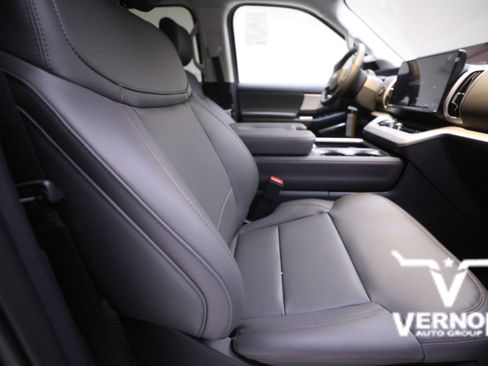 New 2025 Ford Expedition Max Active image 11