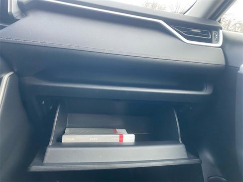 Used 2024 Toyota RAV4 XLE image 24