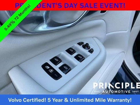 Certified 2025 Volvo XC90 T8 Ultra w/ Protection Package Premier image 28