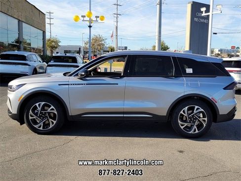 New 2026 Lincoln Nautilus Premier w/ Equipment Group 102A image 4