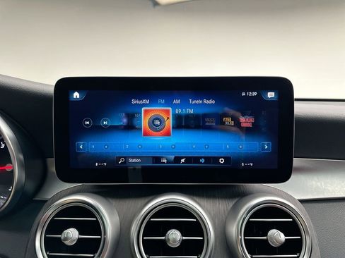 Used 2022 Mercedes-Benz GLC 300 4MATIC image 27
